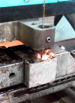 Microperforacion por electroerosion